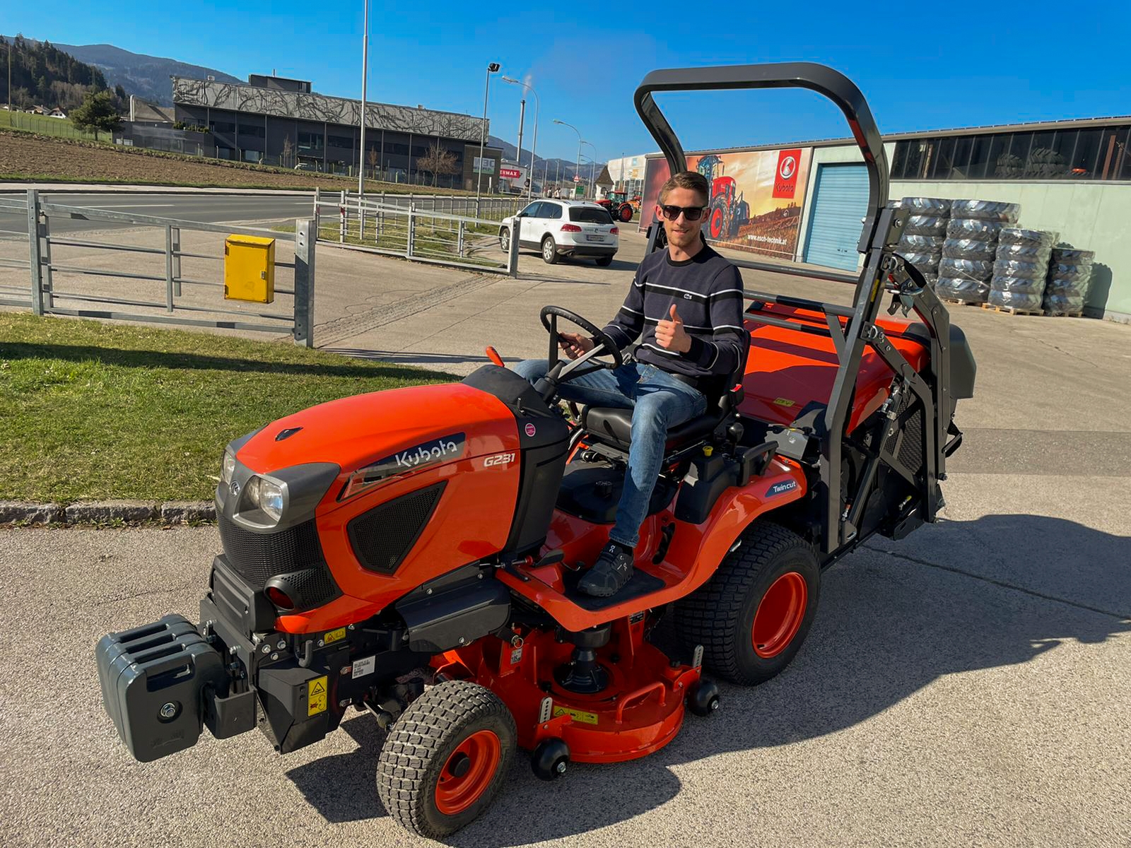 Unser Fuhrpark hat sich erweitert