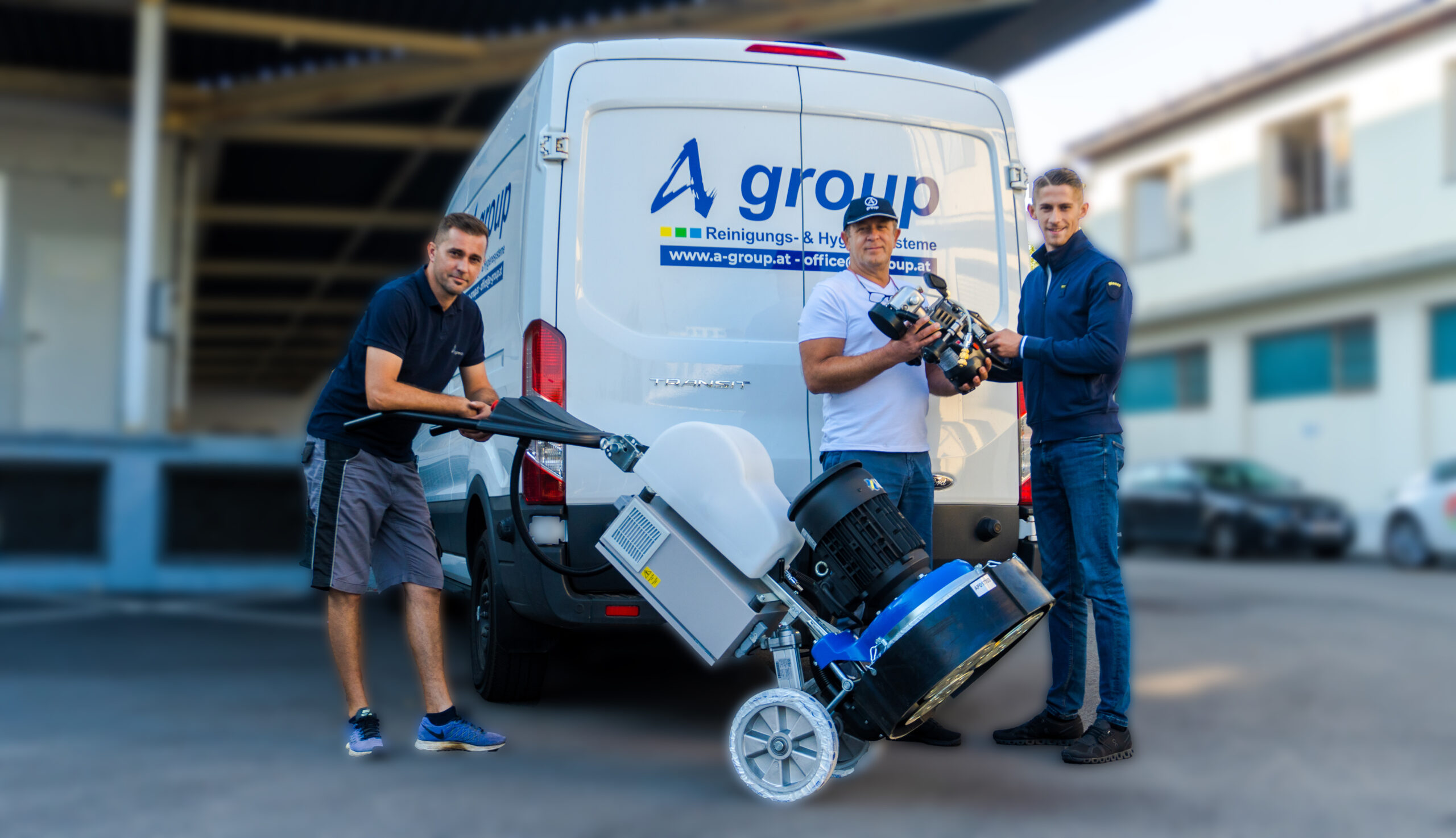 Bodenbearbeitung für den privaten- und industriellen Bereich